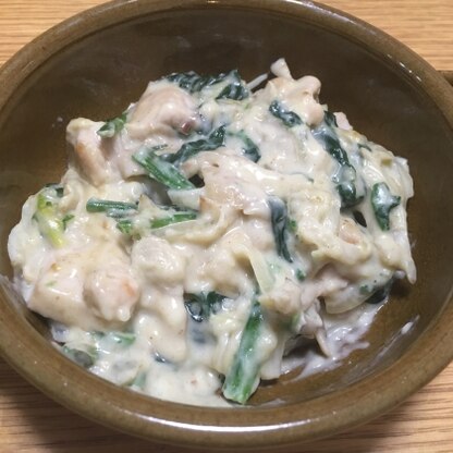 簡単で美味しい！ほうれん草も舞茸も鶏肉それぞれが良さを引き立て合ってました。